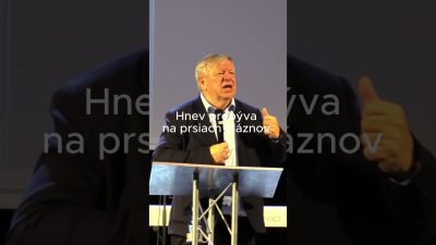 Hnev prebýva na prsiach bláznov - Alexander Barkóci