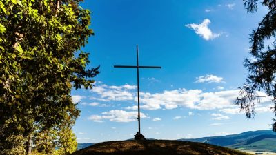 Modlitba 53. Služba vyslobodenia z okultizmu - vyučovanie a modlitba