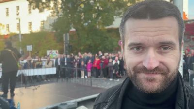 Spoločenstvo Dobrého pastiera / Protest proti diskriminácii cirkevných a súkromných škôl na Slovensku - videozáznam