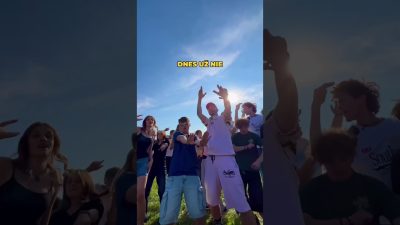 Godzone / Kresťanský hit leta?