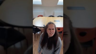 Godzone / Čo sa to blíži?