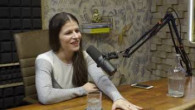 Slovo+ / Ženy, nebojme sa byť krehké a slabé _ teologička Andrea Mikolášiková / Slovo+ podcast #24